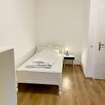 公寓 3 Rooms, Free Parking, 25 Min To Duesseldorf, 200 Mbps Wlan *