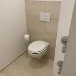 3 Rooms, Free Parking, 25 Min To Duesseldorf, 200 Mbps Wlan 杜伊斯堡
