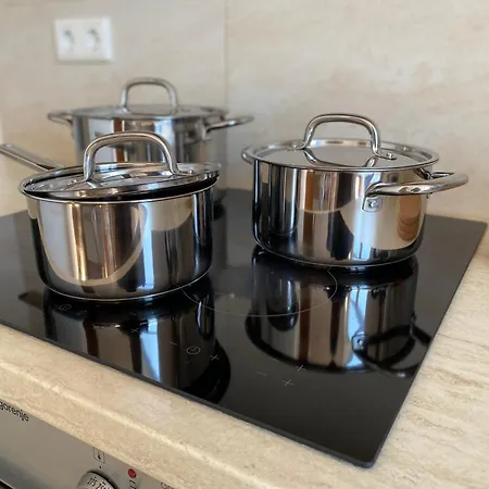 Apartment 3 Rooms, Free Parking, 25 Min To Duesseldorf, 200 Mbps Wlan *