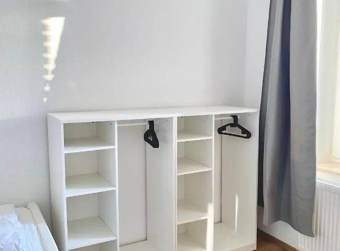 Apartment 3 Rooms, Free Parking, 25 Min To Duesseldorf, 200 Mbps Wlan