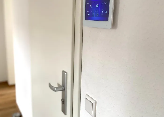 Apartment 3 Rooms, Free Parking, 25 Min To Duesseldorf, 200 Mbps Wlan *